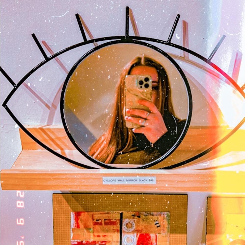 Meet your Posher, Victoria